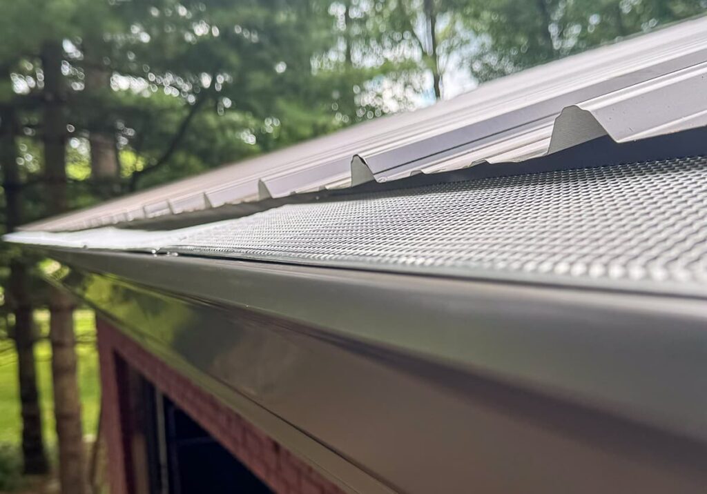 Seamless gutters